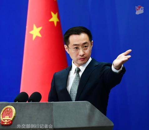 启灯网 外交部评石平：数典忘祖，出卖良知，勾连反华势力，挑衅滋事